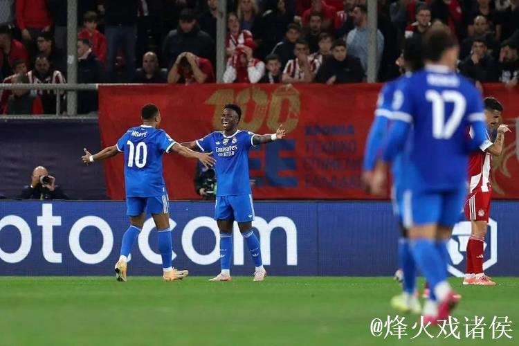 足坛大神!单场大四喜,欧冠9球封王,一夜震撼全场 足坛大神!单场大四喜,欧冠9球封王,一夜震撼全场