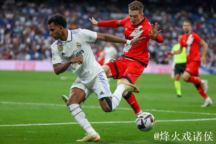 巴列卡诺对阵皇家贝蒂斯：勒热纳、西斯领衔首发，安东尼、里卡多-罗德里格斯参战